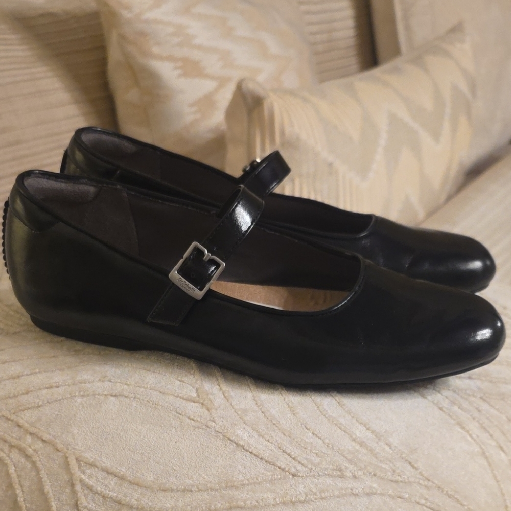 Dr. Scholl's Wexley Jane Classic Black Flats with Strap Size 9.5 Wide